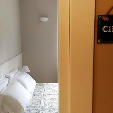 La Terrazza Sul Naviglio Bed & Breakfast 3*